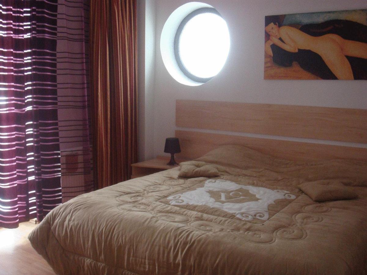 Villa Edera Residence - Gazda Profesionista Boekarest Buitenkant foto