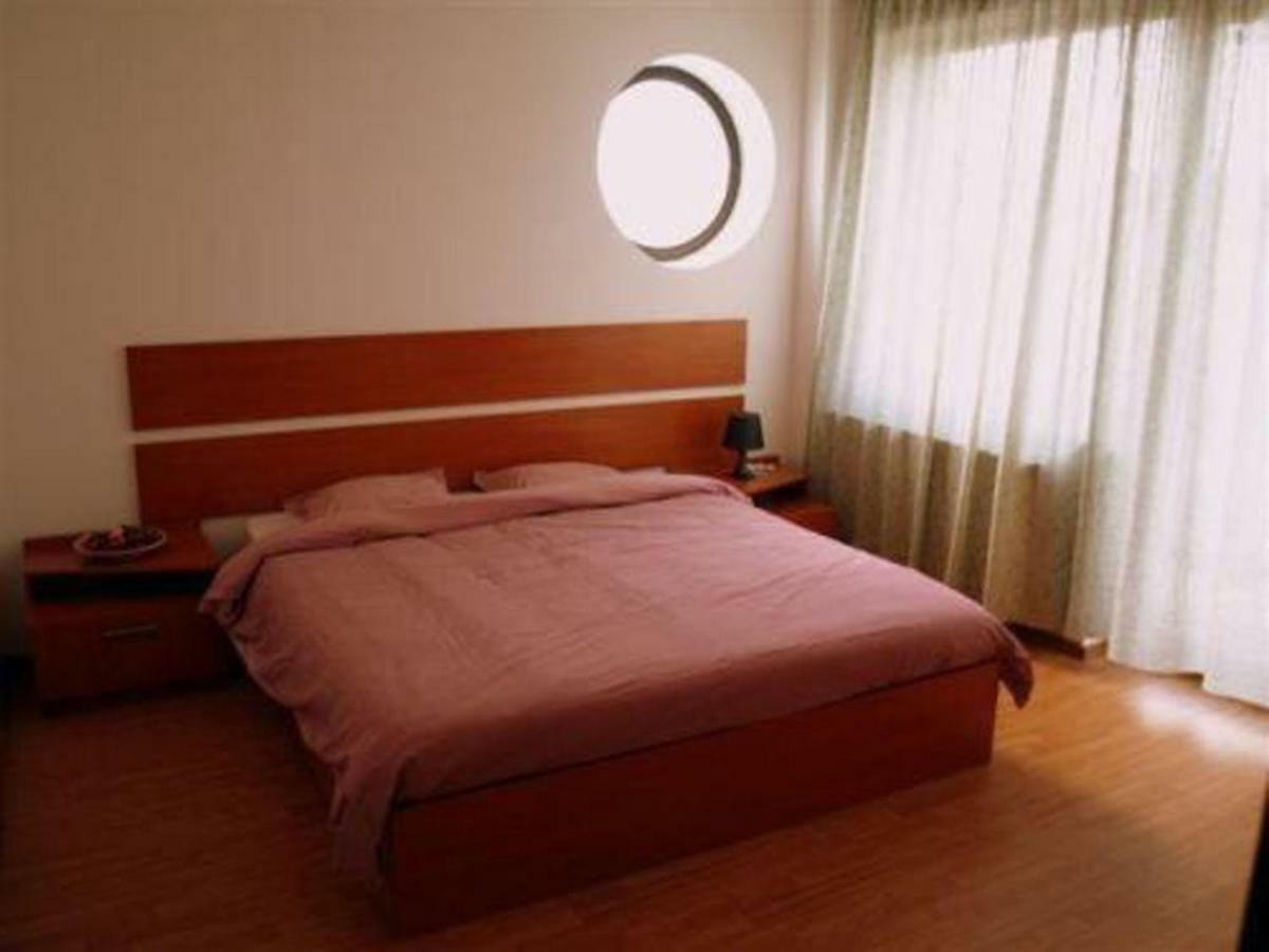 Villa Edera Residence - Gazda Profesionista Boekarest Buitenkant foto