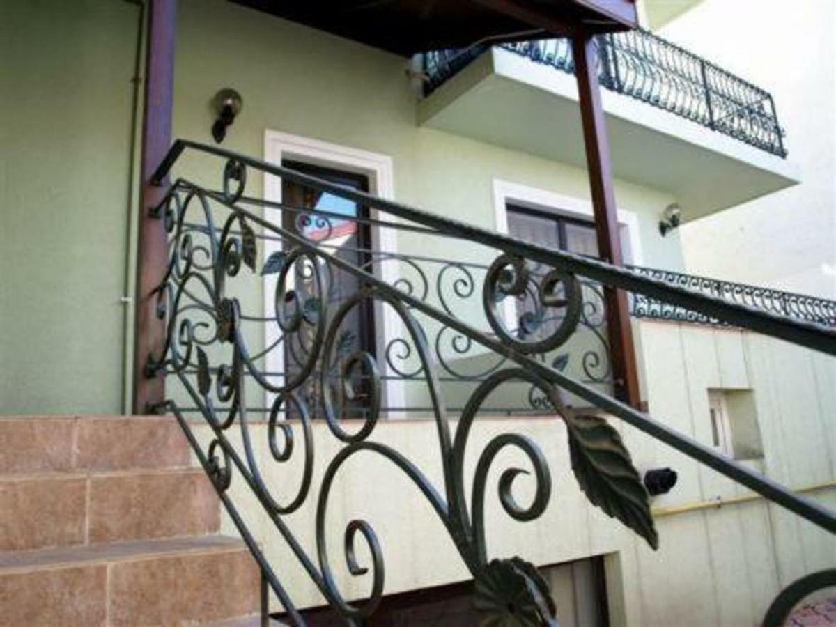 Villa Edera Residence - Gazda Profesionista Boekarest Buitenkant foto