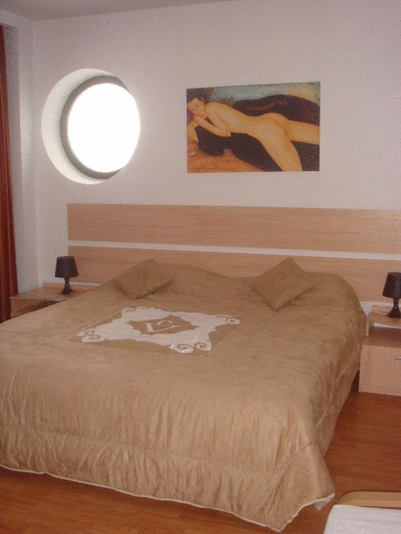 Villa Edera Residence - Gazda Profesionista Boekarest Buitenkant foto