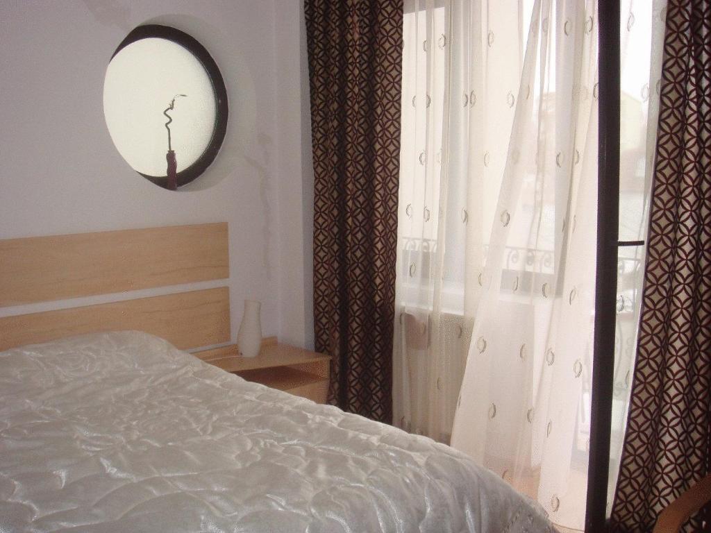 Villa Edera Residence - Gazda Profesionista Boekarest Buitenkant foto