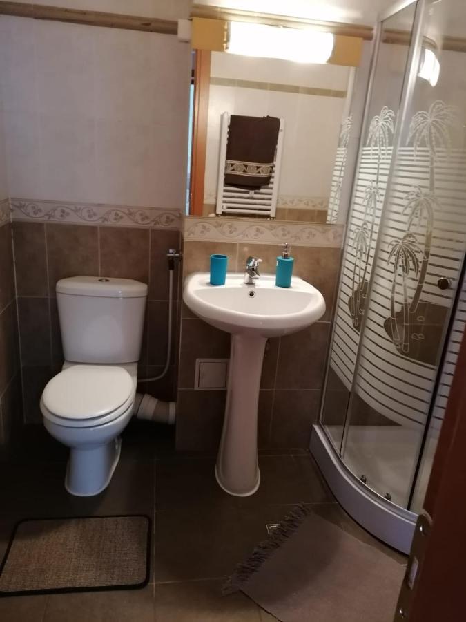 Villa Edera Residence - Gazda Profesionista Boekarest Buitenkant foto